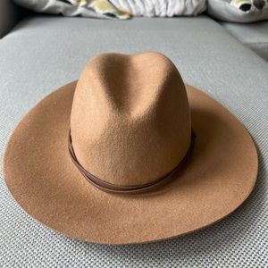 Wool Urban Outfitters hat